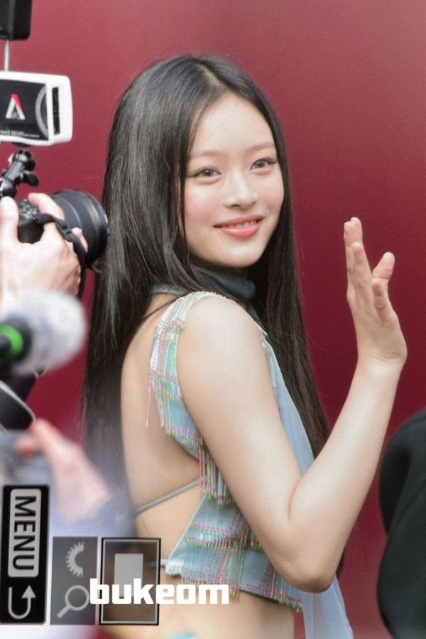 밀라노 구찌쇼 참석한 뉴진스 하니