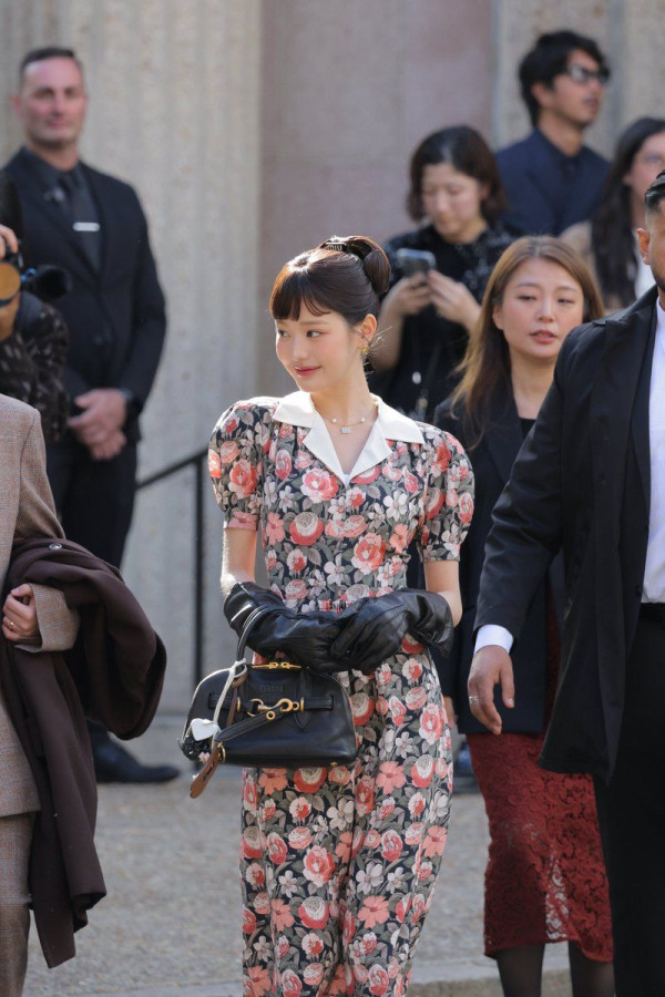 아이브 장원영 꽃무늬 원피스 미친 미모