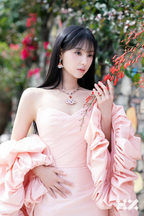 배우 김지원 노블레스 7월호 촬영 비하인드