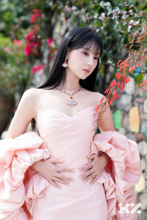 배우 김지원 노블레스 7월호 촬영 비하인드