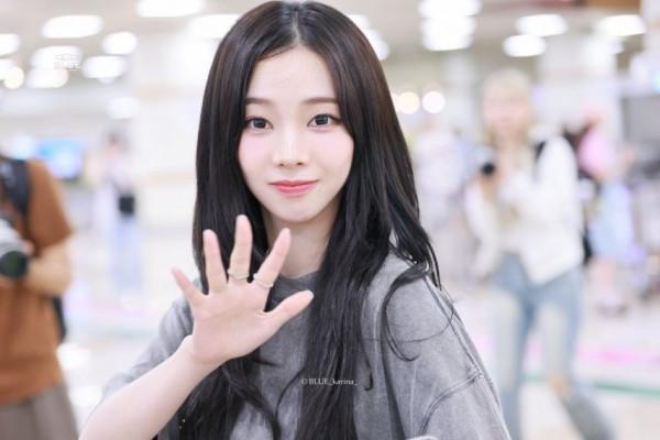 공항 입국 에스파 카리나