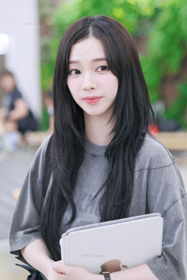 공항 입국 에스파 카리나