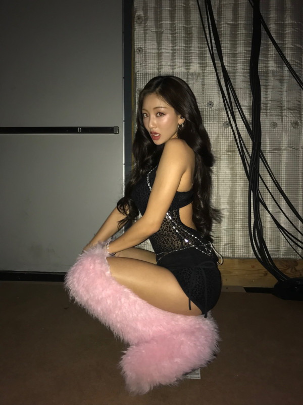 블랙 시스루 란제리 트와이스 지효 아찔한 몸매