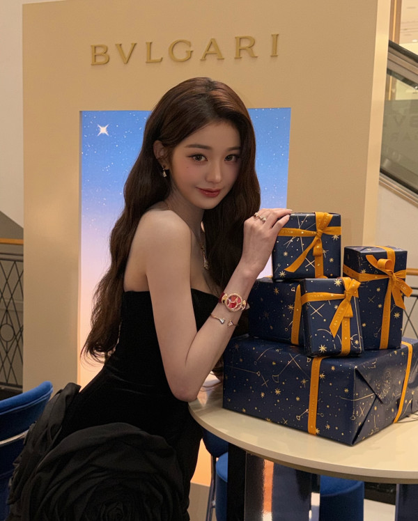 불가리 행사 아이브 장원영 미친 미모.jpg