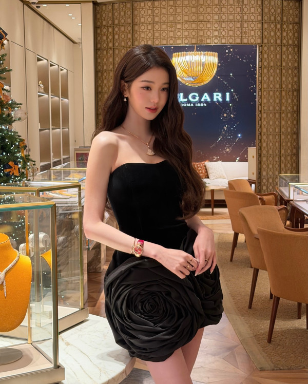 불가리 행사 아이브 장원영 미친 미모.jpg