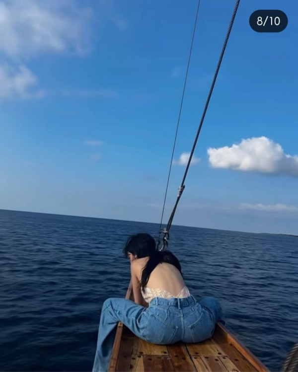 전 애프터 스쿨 나나 노브라 비키니 몸매