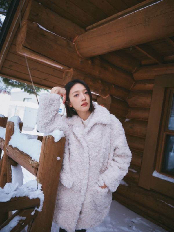 배우 표예진 DAZED