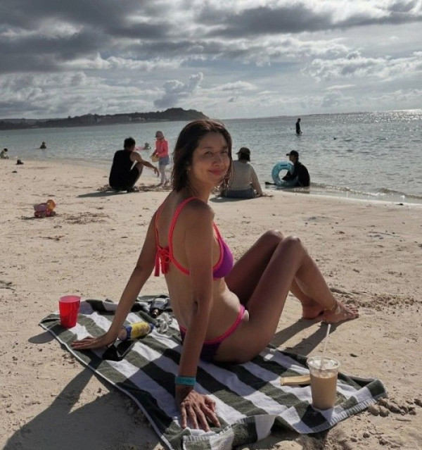 배우 김빈우 비키니 몸매