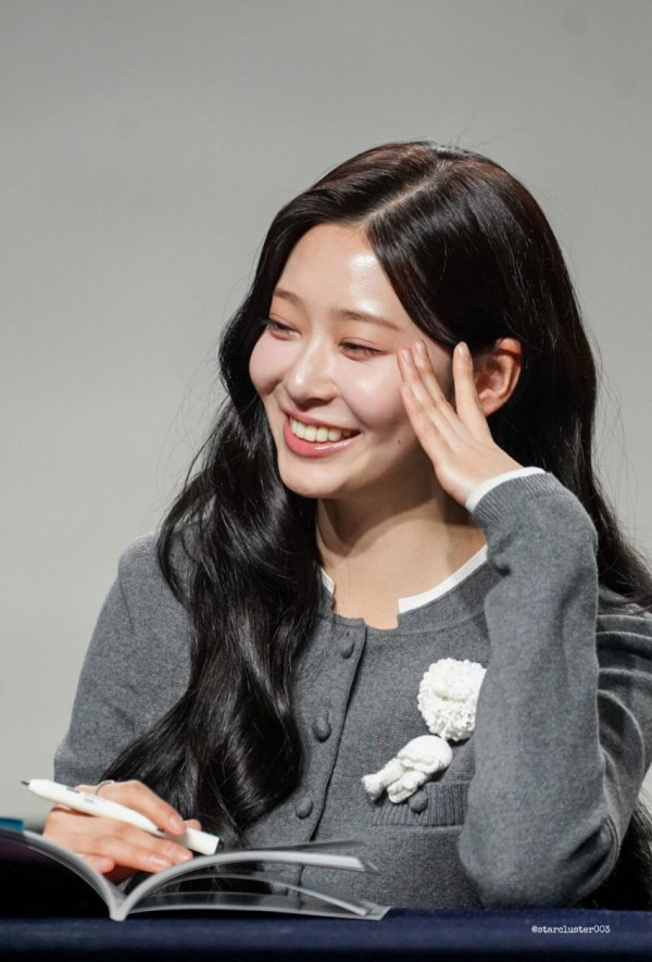 26011 ME MY MINJU 팬사인회 김민주