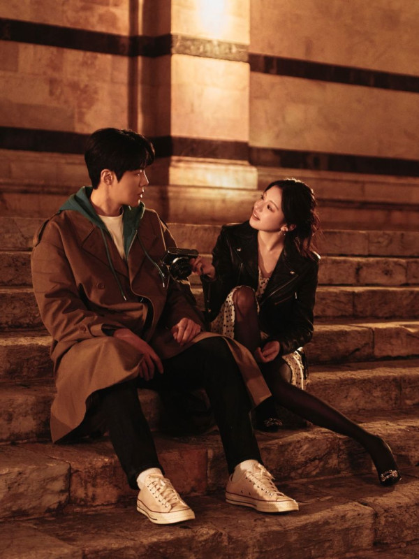 고윤정 & 김선호