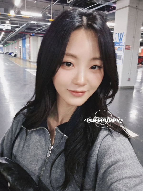 배우 조이현 셀카