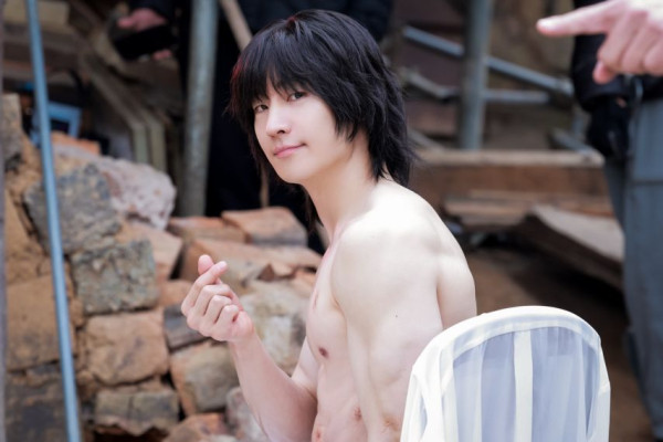 배우 이제훈 "5283 운행 종료합니다"