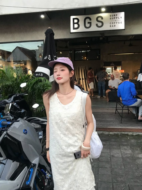 시원한 민소매 신유은