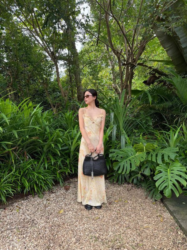 파인 원피스 슬기