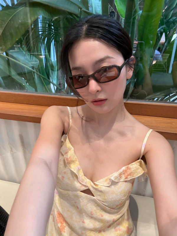 파인 원피스 슬기