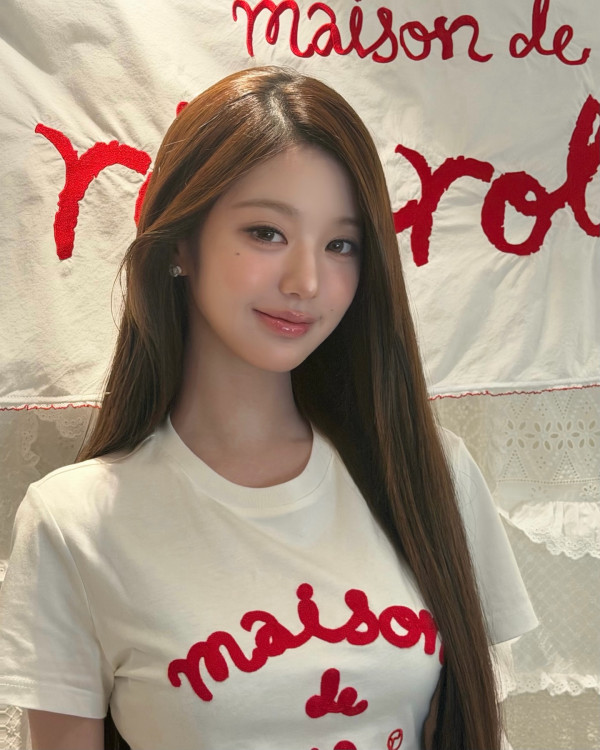 오운완 인증하는 장원영 검정 레깅스 뒤태