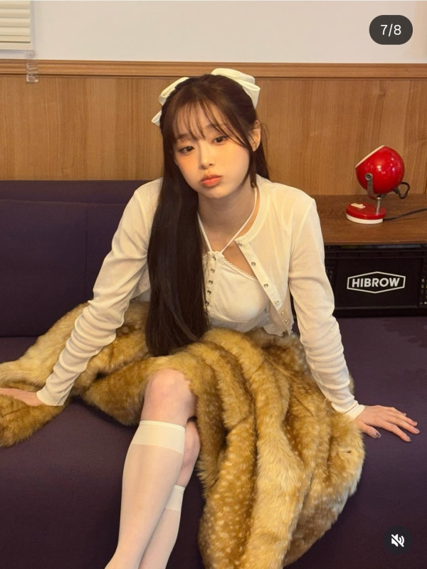 화이트 원피스 이달의 소녀 츄