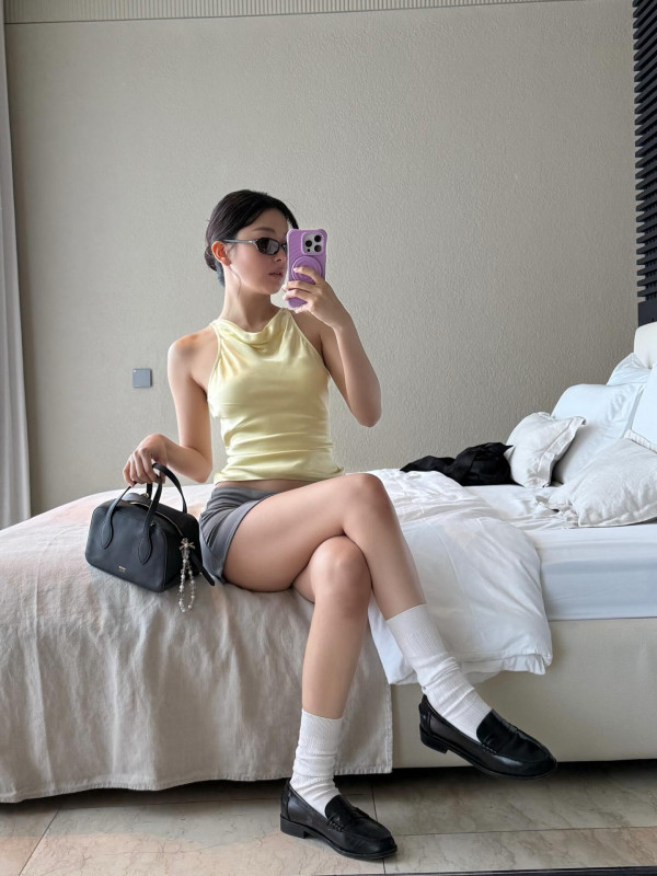 수영장에서 레드벨벳 슬기