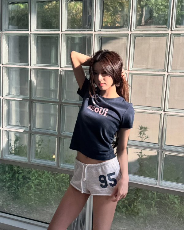 itzy 유나 돌핀팬츠