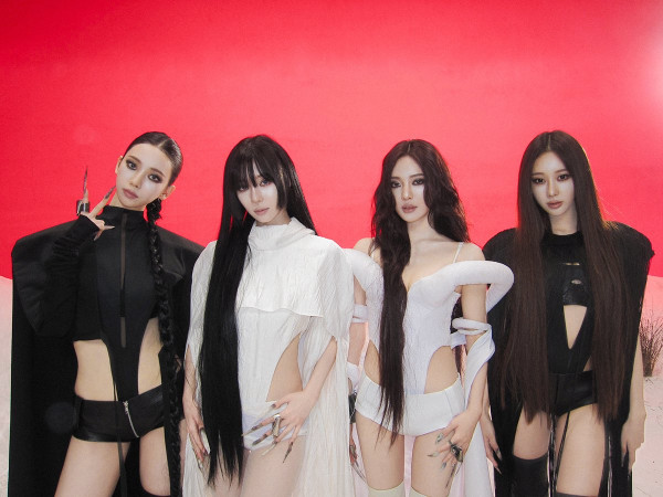 에스파 닝닝 카리나 윈터 모노키니 의상