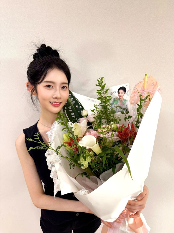 스테이씨 시은 SNS