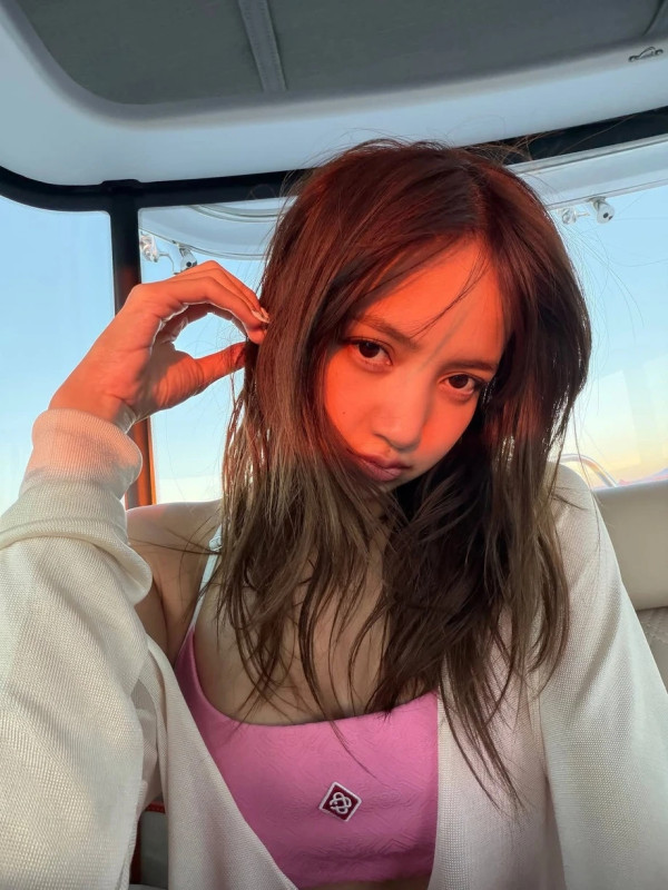 블랙핑크 리사 SNS