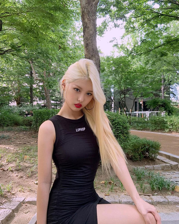 모모랜드 아인 비키니