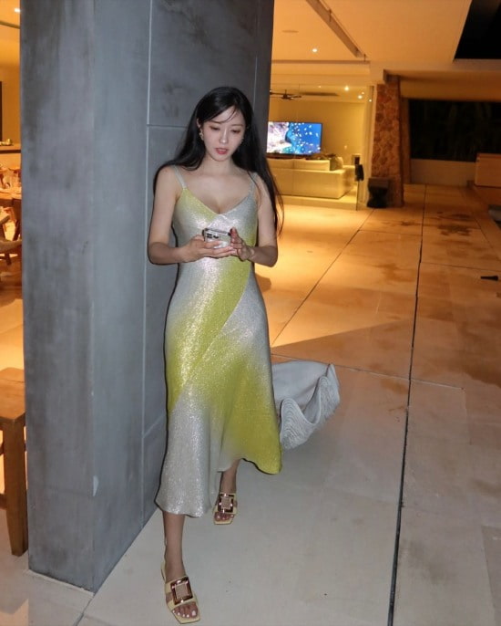 티아라 효민 비키니 몸매