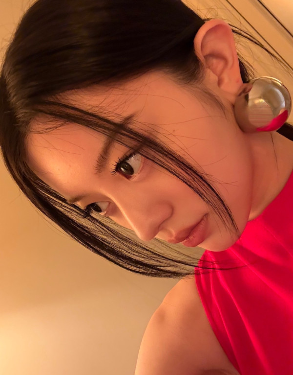 빨간 드레스 아일릿 민주