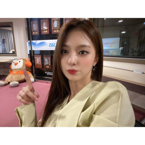 지원 채영 나경 (프로미스나인) - 영스트리트