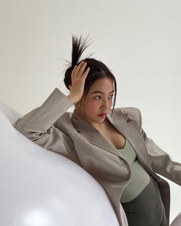 레드벨벳 예리 필라테스복 화보