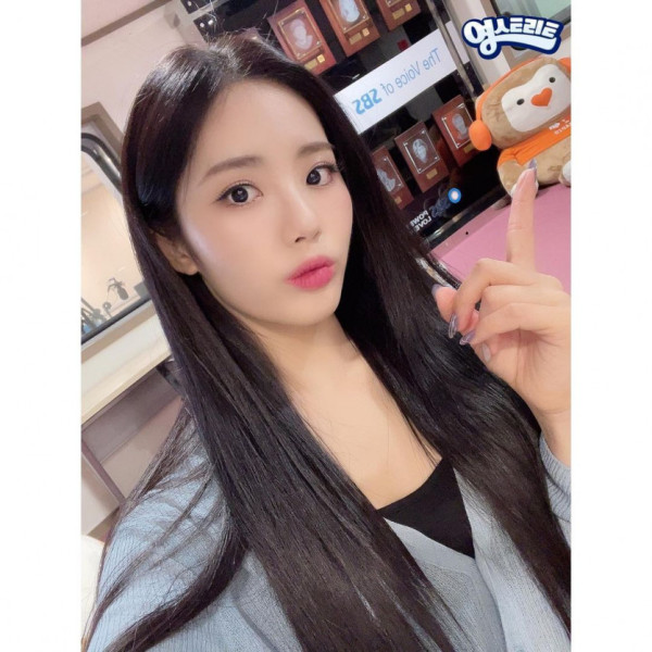 지원 채영 나경 (프로미스나인) - 영스트리트