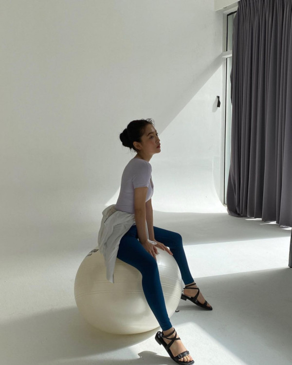 레드벨벳 예리 필라테스복 화보