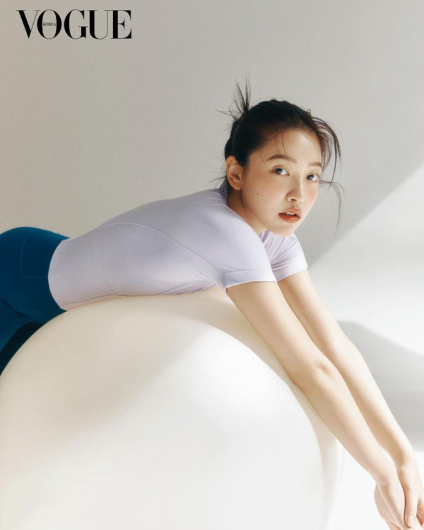 레드벨벳 예리 필라테스복 화보