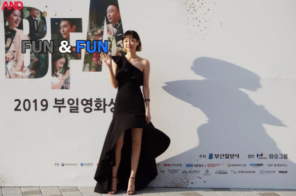 비율 좋은 여배우