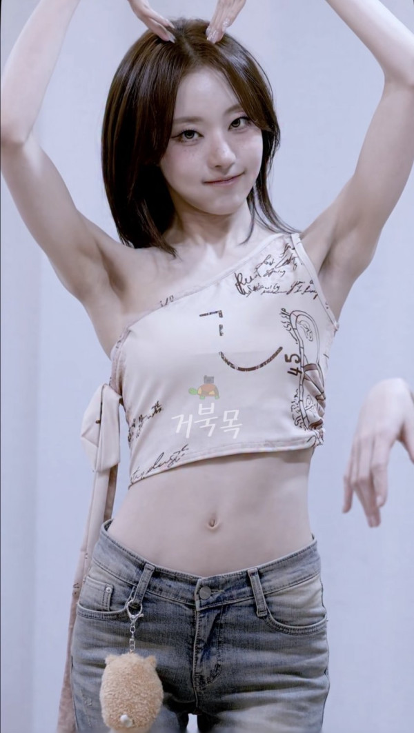 빌리 션 원오프숄더
