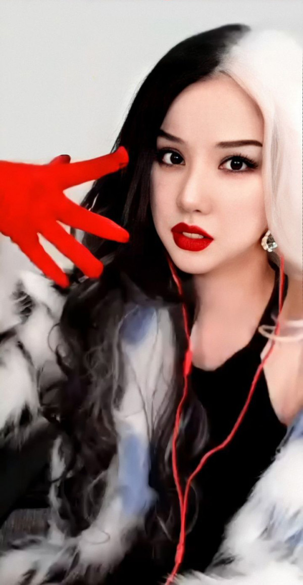 여자친구 은하 크루엘라 코스프레