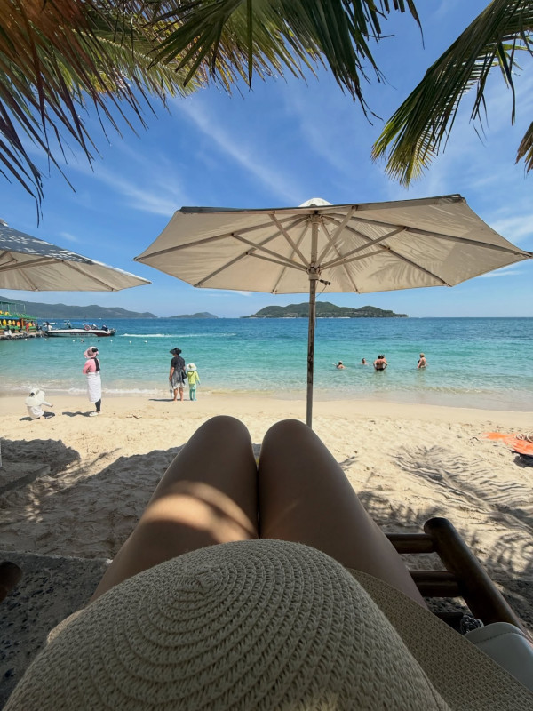 과감한 끈비키니, 네이처 새봄