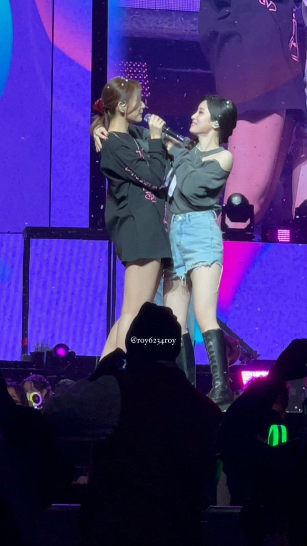 트와이스 쯔위 다현 합체 짤