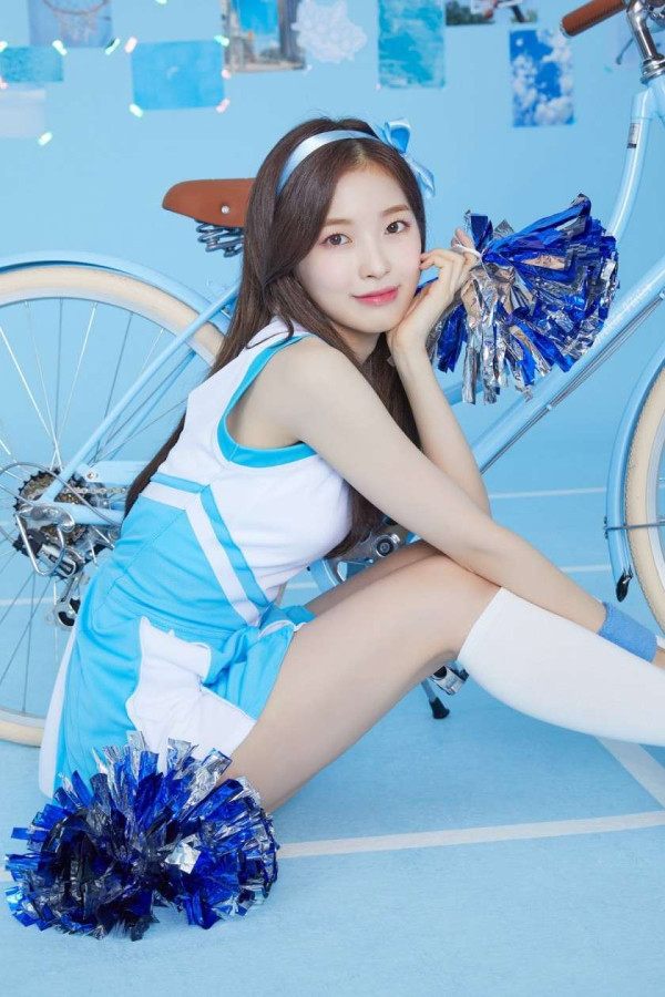 치어리더 컨셉 화보 오마이걸 아린