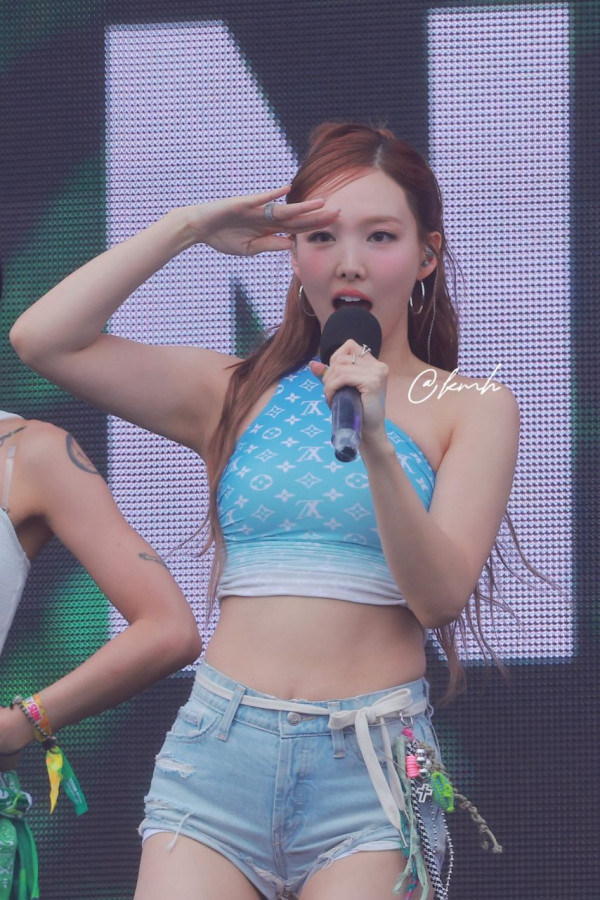 트와이스 나연 워터밤 스틸컷