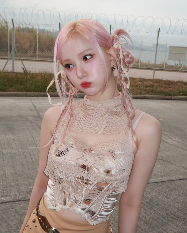 시스루 란제리룩 비비지 은하