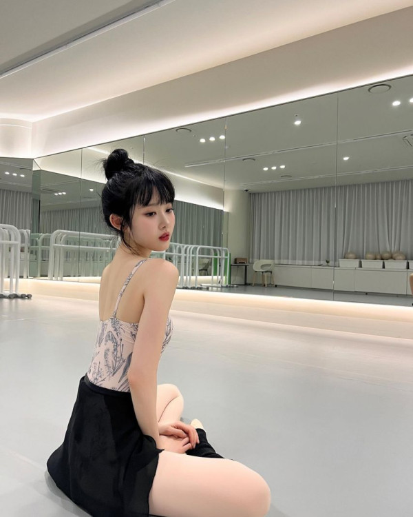 발레하는 스테이씨 시은