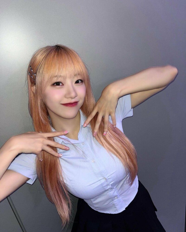 터질듯한 교복 셔츠 시그니처 지원