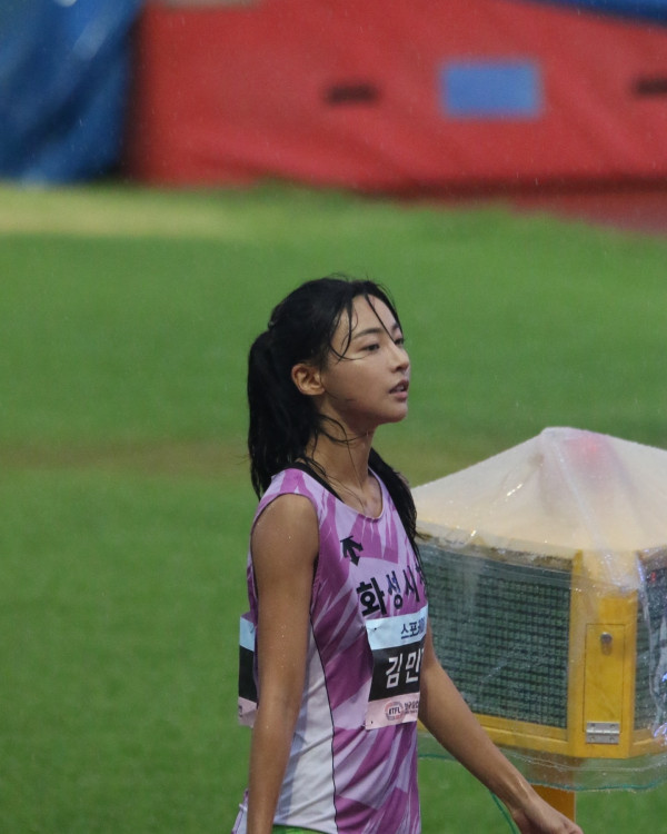 육상계의 카리나 김민지