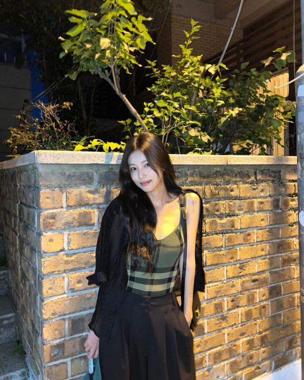 강혜원 시원한 체크 끈나시
