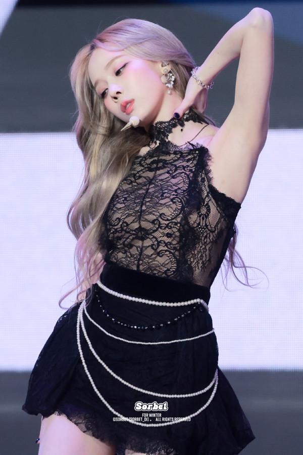 시스루 레이스 란제리룩 에스파 윈터