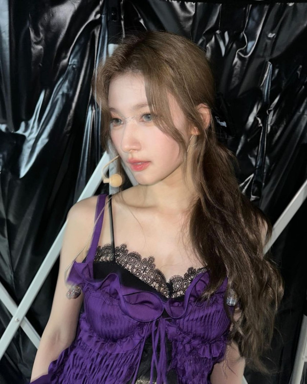 블랙 레이스 나시 요망한 트와이스 사나 몸매
