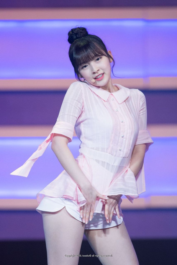 오마이걸 아린 18세 여고생 시절