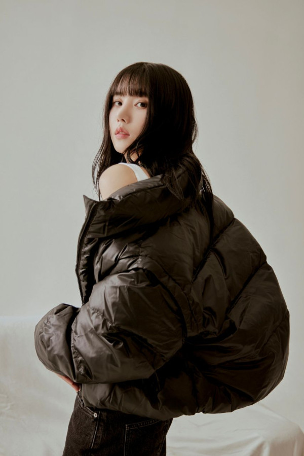 CK 속옷 화보 권은비